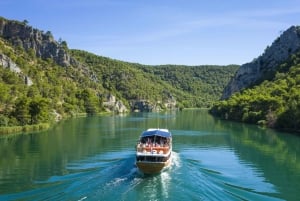 Vanuit Split & Trogir: Krka watervallen dagtocht met boottocht