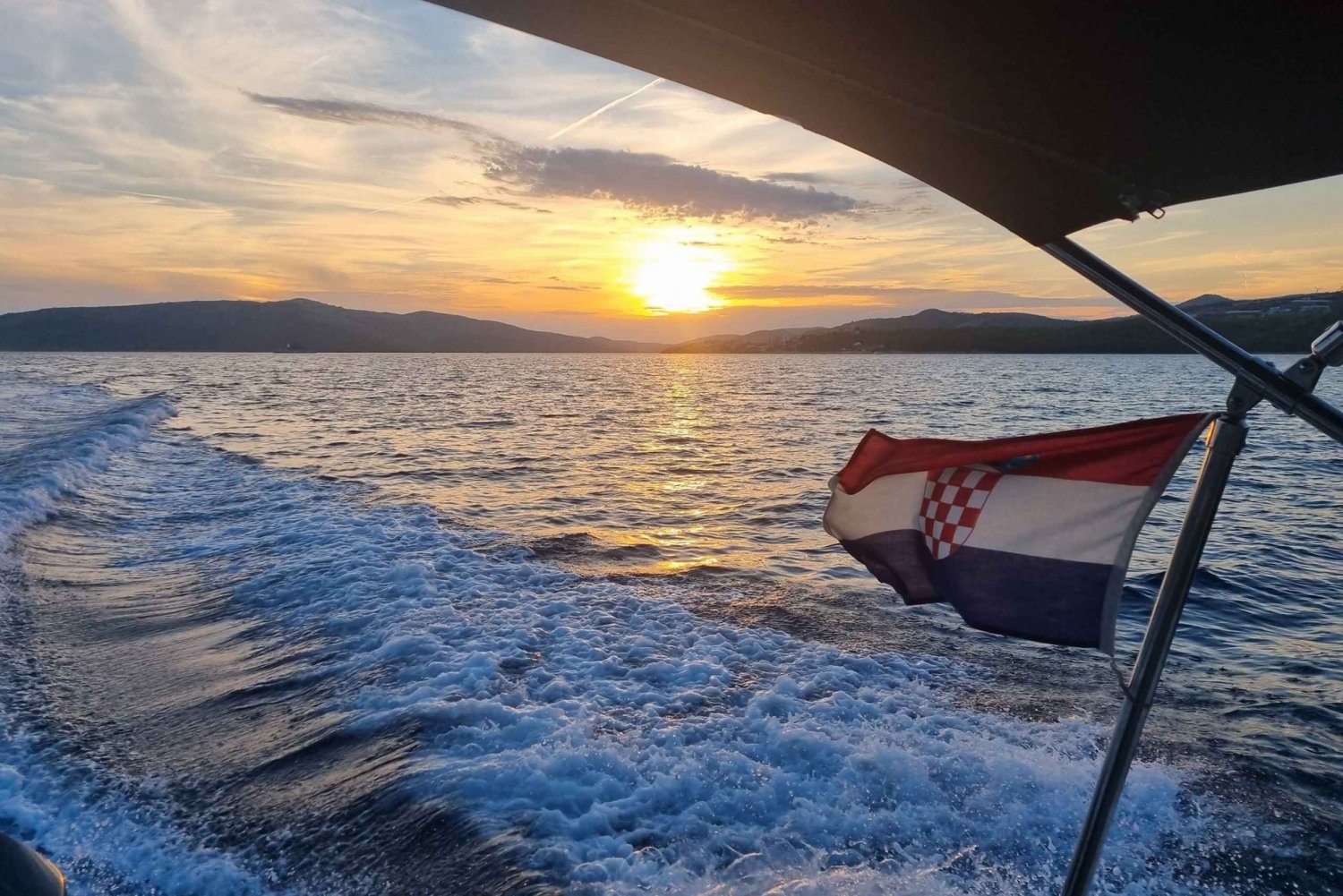 Desde Trogir Tour de medio día de 3 islas con Laguna Azul