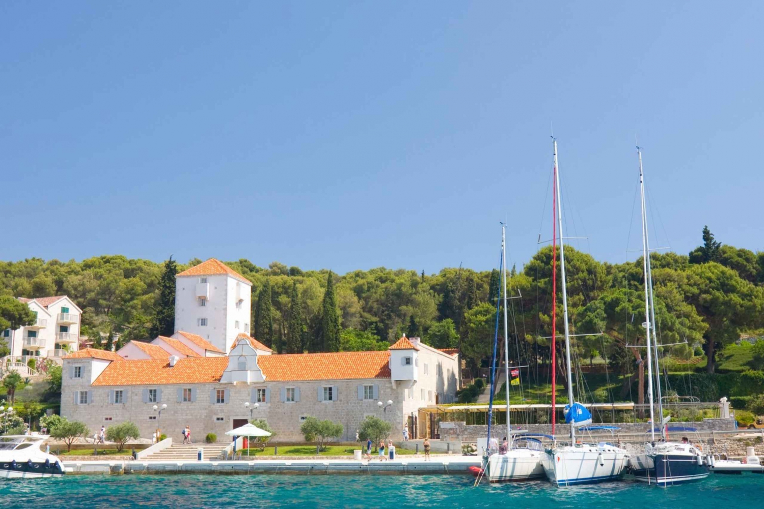 From Trogir: Blue Lagoon Private Tour with Traditional Boat