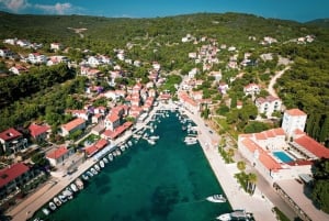 Von Trogir aus: Halbtagestour über 3 Inseln mit Blauer Lagune