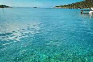 Au départ de Trogir : Visite d'une demi-journée de 3 îles avec le Lagon Bleu