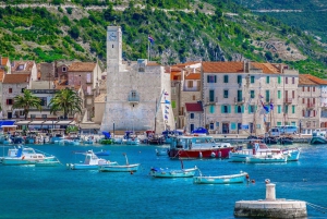 Fra Trogir og Split: Blå hule og 5 øer heldagstur