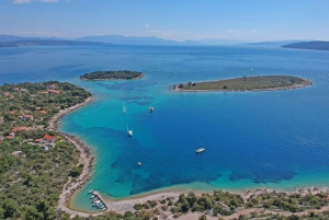 From Trogir: Three Islands Half-Day Speedboat Tour