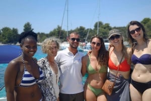Fra Trogir: Halvdagstur med speedbåd til de tre øer