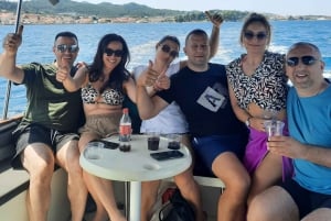 Da Zara: tour in barca alle isole con bevande