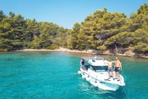 Da Zara: tour in barca alle isole con bevande