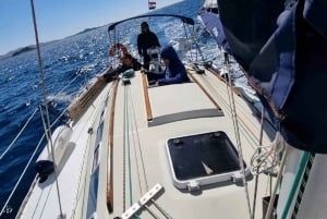 Desde Zadar: Excursión en velero de medio día