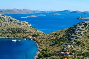 Depuis Zadar : Croisière sur les Kornati et la Telascica avec baignade et collations