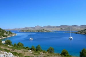 Depuis Zadar : Croisière sur les Kornati et la Telascica avec baignade et collations