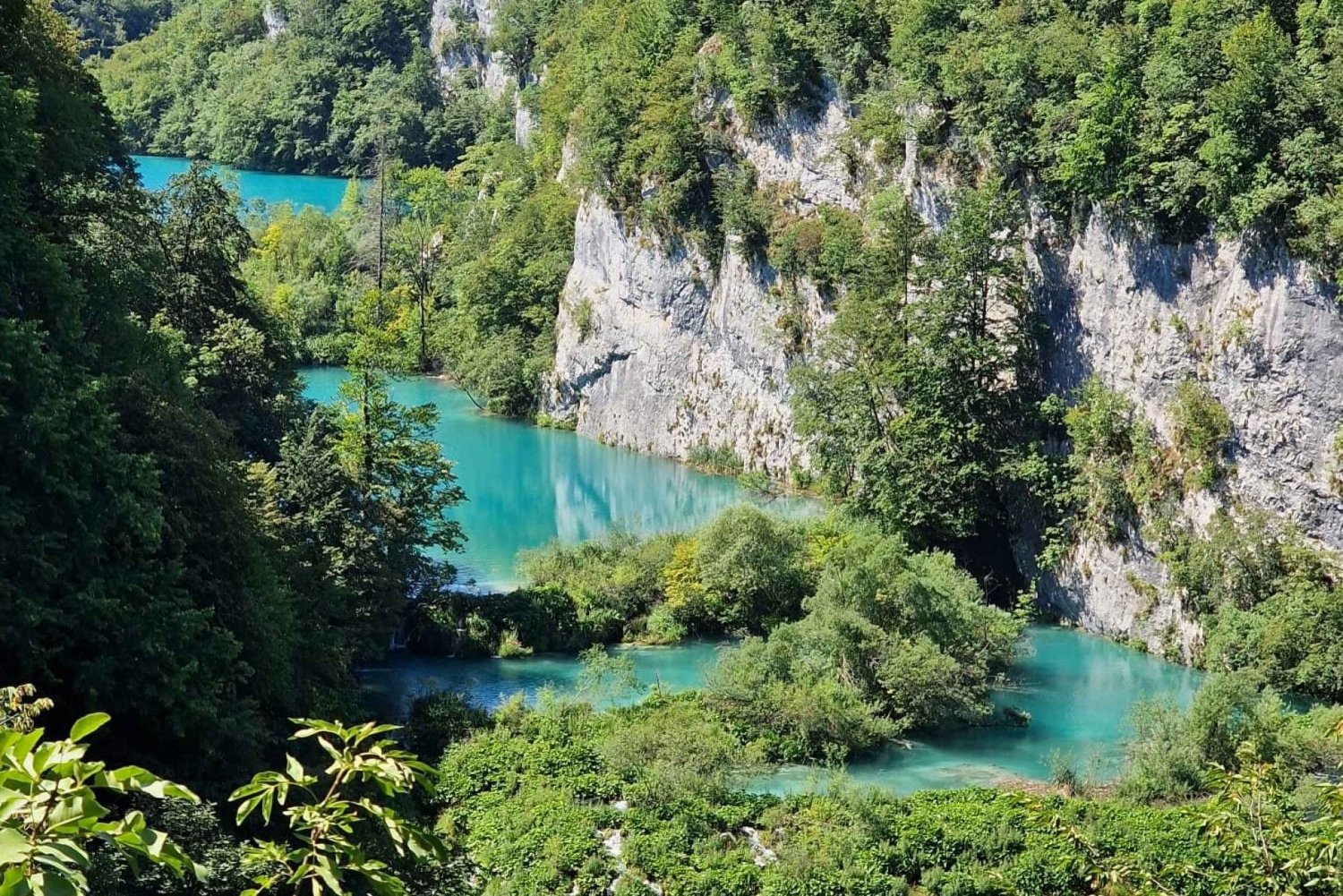 Depuis Zadar : Tour en bateau des lacs de Plitvice avec billet d'entrée