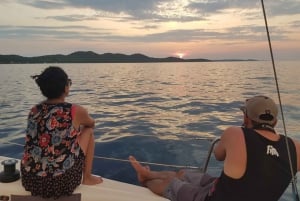 From Zadar: Romantic Sunset Sailboat Tour