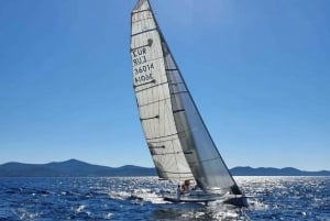 From Zadar: Ugljan Beach and Villages Private Sailboat Tour