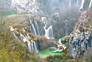 From Zagreb: Day Trip to Plitvice Lakes and Waterfalls