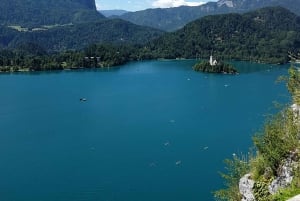 Au départ de Zagreb : Visite guidée en petit groupe de Ljubljana et du lac de Bled