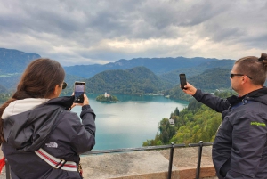 From Zagreb: Ljubljana and Lake Bled Day Trip by Minivan