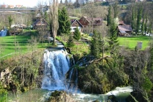 Von Zagreb aus: Mrežnica Kajakfahren & Rastoke Dorf - Tagestour