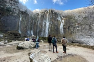 Fra Zagreb: Plitvice-søerne med billet & Rastoke-dagstur