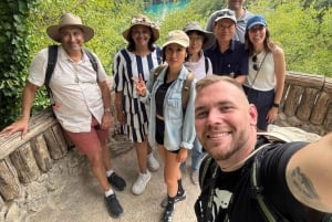 Desde Zagreb: Excursión de un día guiada a Plitvice y Rastoke con ticket de entrada
