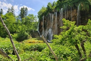 De Zagreb: Viagem guiada de 1 dia a Rastoke e aos lagos Plitvice