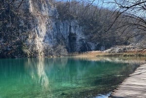 Fra Zagreb: Rastoke & Plitvice-søerne - lille gruppe m/billet