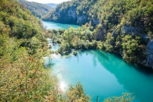 Fra Zagreb: Transfer til Split og Plitvice-søerne med guide