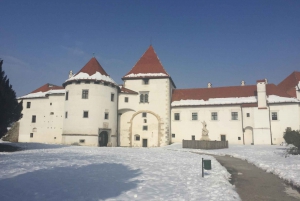 From Zagreb: Varazdin Baroque Town & Trakoscan Castle