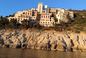Paseo en barco con fondo de cristal por el casco antiguo y cuevas de Dubrovnik