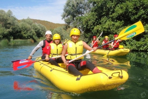 Medio día de rafting en el río Cetina