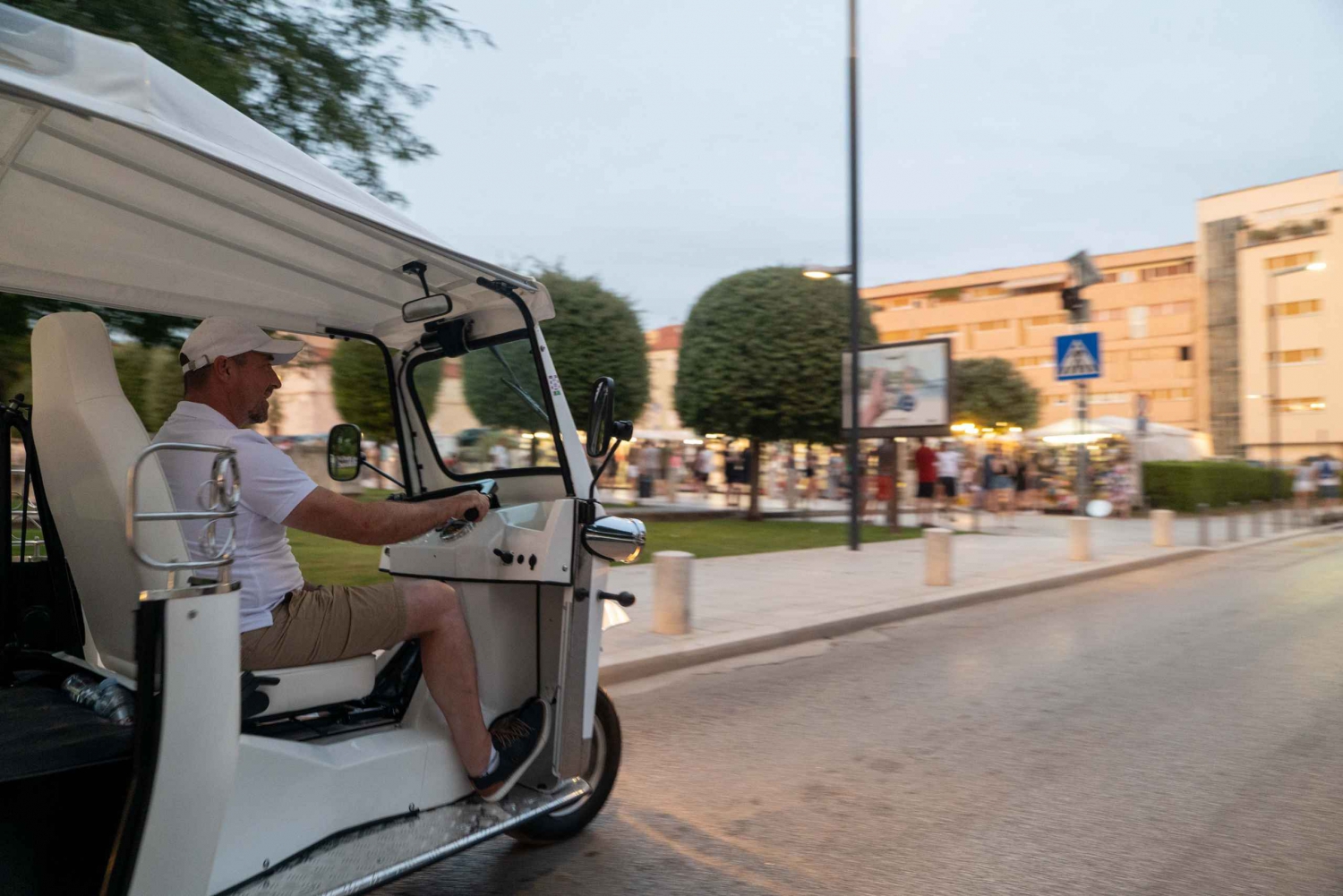 Zadar: Hidden Gems Eco Tuk Tuk Tour