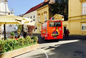 Hop On Hop Off panoraamabussi - Zagrebin kaupunkikierros