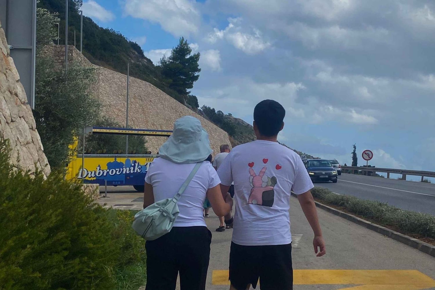 Hop-On Hop-Off Tour im gelben Cabrio: Entdecke Dubrovnik in 90 Minuten