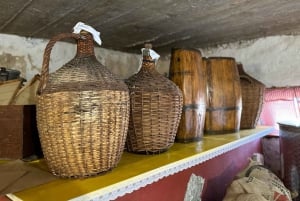 フヴァル島：ガイド付きeTuk Tukアドベンチャーツアー