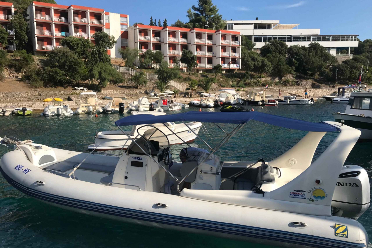 Hvar: Private 7-Hour Speedboat Rental with Skipper