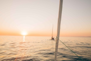 Hvar: Romantic Sunset Sailing Experience On A Comfort Yacht