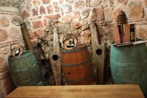 Hvar: Wine Lovers Tour to 3 Wineries with Local Tastings