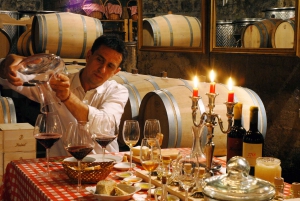 Hvar: Wine Lovers Tour to 3 Wineries with Local Tastings