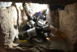 Hvar: Wine Lovers Tour to 3 Wineries with Local Tastings