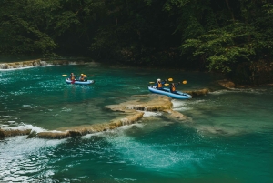 Kajakkpadling i Mreznica-fossene i naturmonumentet