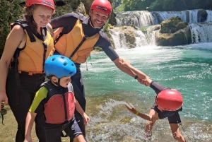 Kajakkpadling i Mreznica-fossene i naturmonumentet