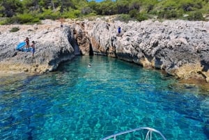 Korčula - Private Boat Tour - Swimming & Snorkeling