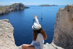 Tour delle 3 isole di Zara: snorkeling, spiaggia e tour panoramico 4,5 ore
