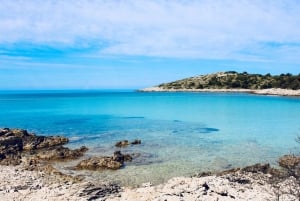 Tour delle 3 isole di Zara: snorkeling, spiaggia e tour panoramico 4,5 ore
