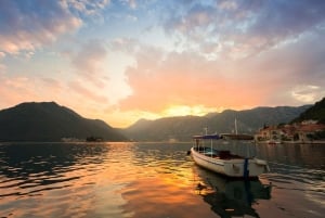 コトルとペラストドブロヴニクからのガイド付き日帰り旅行