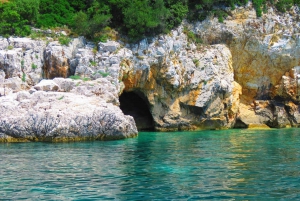 Krk: Golden Beach and Plavnik Cave Cruise with Welcome Drink