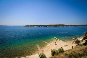 Krk: Rabin ja Pagin veneretki, uiminen ja kaupunkikierros lounaalla