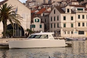 Luksusowa całodniowa wycieczka ze Splitu do Błękitnej Jaskini i 5 wysp