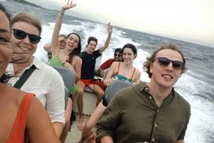 Blue Lagoon met speedboot, water en handdoeken inbegrepen.