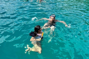 Blue Lagoon met speedboot, water en handdoeken inbegrepen.