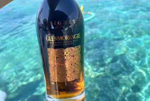 Blue Lagoon met speedboot, water en handdoeken inbegrepen.