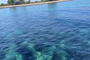 Prachtige rondvaart: blauwe lagune met een speedboot, foto inbegrepen